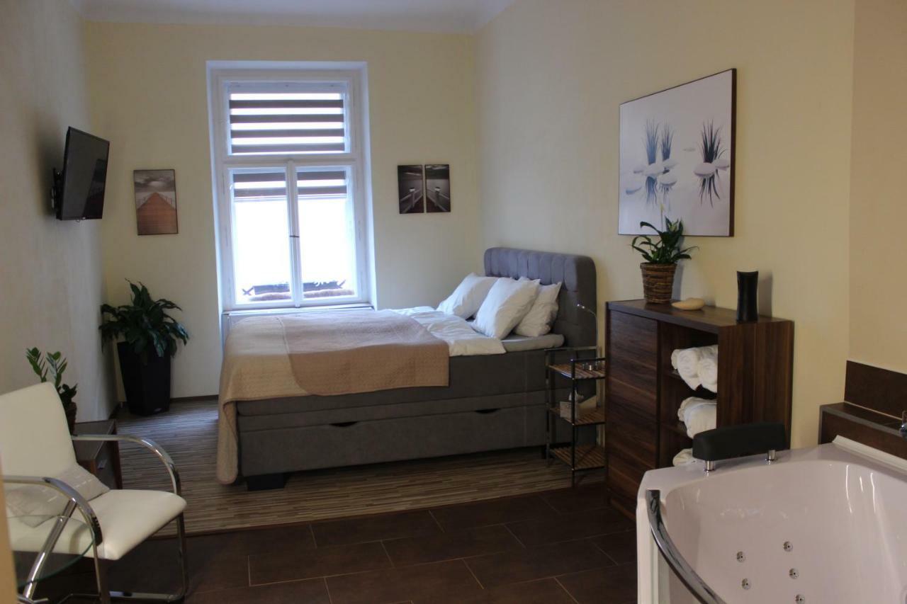 Residence Dobrovskeho Прага Экстерьер фото